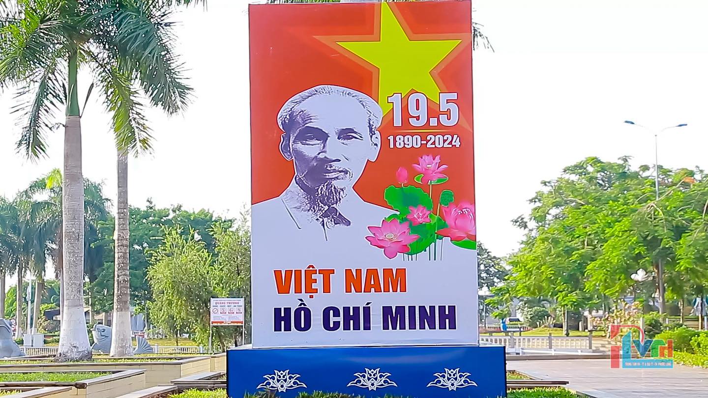 THÁNG 5 VỀ NHỚ BÁC !